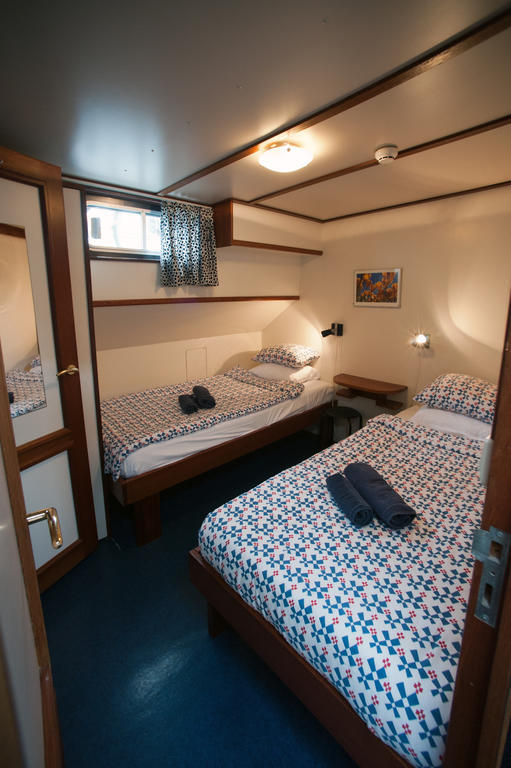 Hotelboot Sarah Ámsterdam Habitación foto